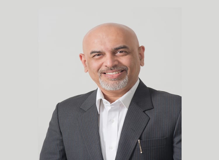 Amit Karandikar (527*722)